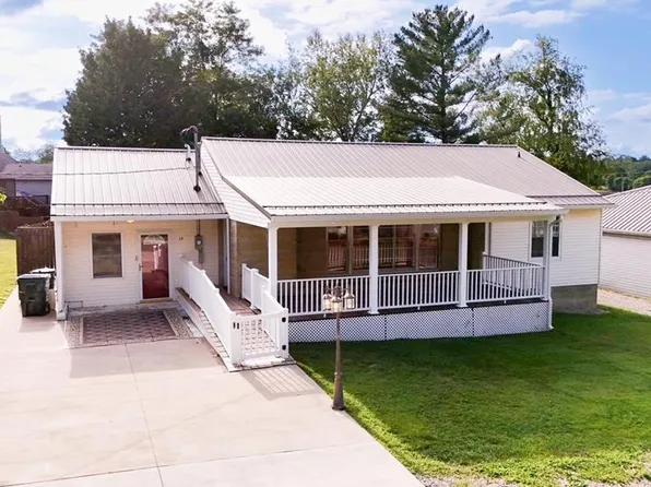 29 Carroll Ave, Jackson, OH 45640