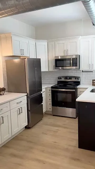 4631 Montgomery Rd — Photo 2