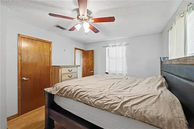 1300 Belmont Pl — Photo 9