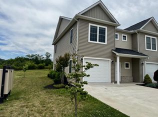 239 Louise Ln, Elliston, VA 24087