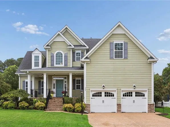 304 Founders Pointe Trl, Carrollton, VA 23314