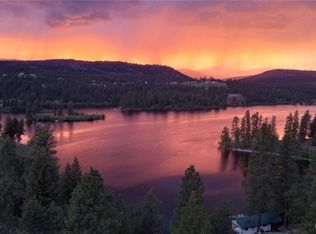 52 Curlew Dr, Republic, WA 99166