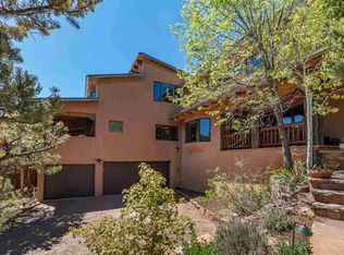 1621 Camino De Cruz Blanca, Santa Fe, NM 87505