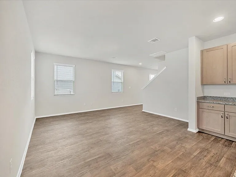 116 Honeybee Ln — Photo 14