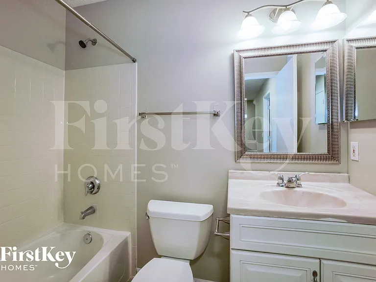 469 Furman St — Photo 11