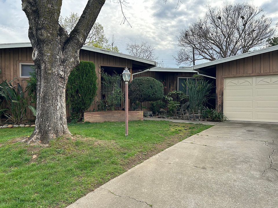 1st image of 1700 Opper Ave