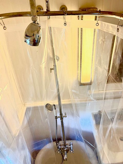 Updated Clawfoot plumbing hardware
