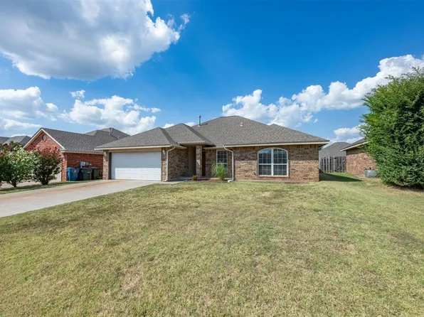 321 Bright Angel Trl, Edmond, OK 73003