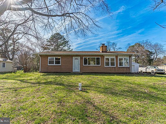 2nd image of 29951 Ronald Dr