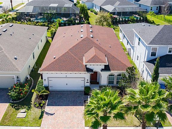 3rd image of 11349 Emerald Shore Dr