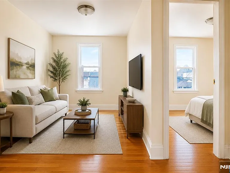 108 Bruen St — Photo 2