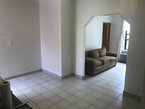 5th image of 28-32 37th St #3