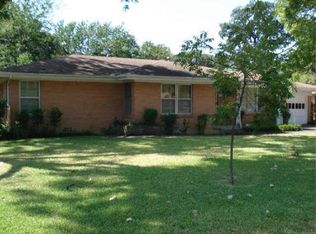 4921 Troy Ct, River Oaks, TX 76114
