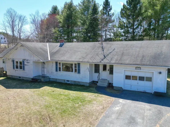 562 Quechee West Hartford Road, Hartford, VT 05001-2131