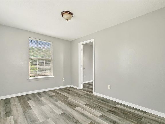 4th image of 2514-16 S Tonti St