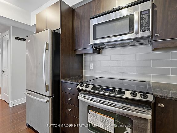 4th image of 701 Sheppard Ave W #307