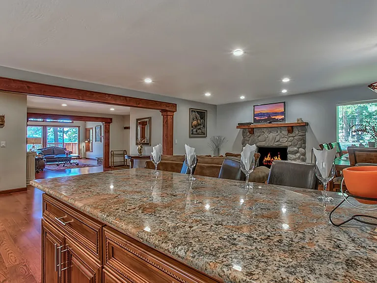 395 Sherwood Dr — Photo 36
