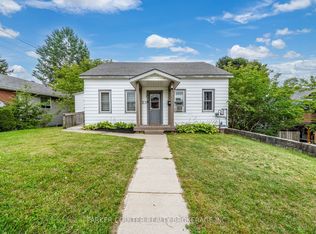 23 Miller St, Parry Sound, ON P2A 1S9