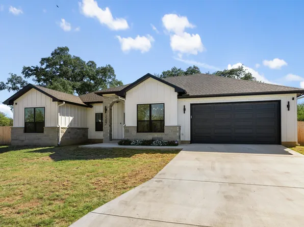 1507 Woodcrest Drive, Granite Shoals, TX 78654-2880