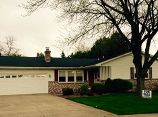 605 S Morton St, Saint Johns, MI