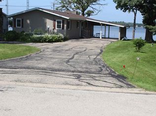 N8238 Stoney Point Rd, Beaver Dam, WI 53916