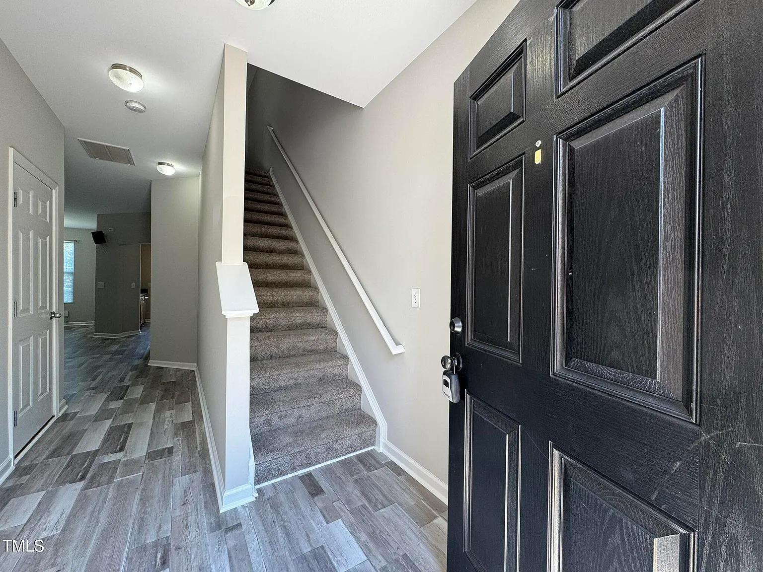 2 bed, 2.5 bath, 1525 sqft, $1,850 — Photo 3