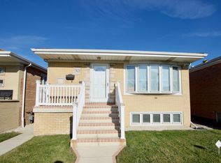 5828 W 64th St, Chicago, IL 60638