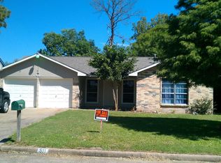 511 Falloon Ln, Houston, TX 77013