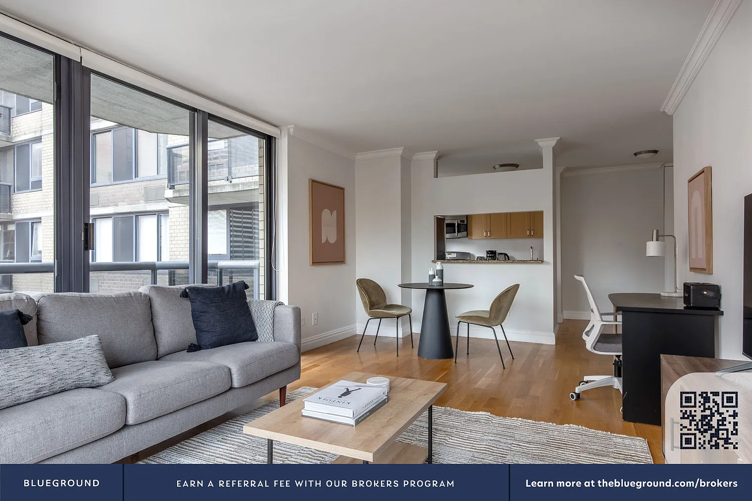 235 West 48th Street — Photo 3