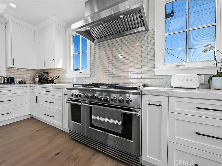 309 Crest Dr — Photo 8