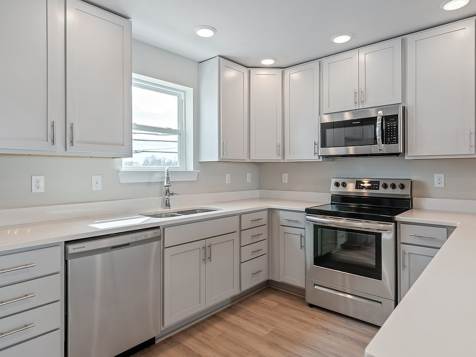 The Incline-Kitchen