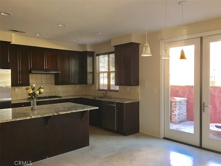 68 Cienega — Photo 12