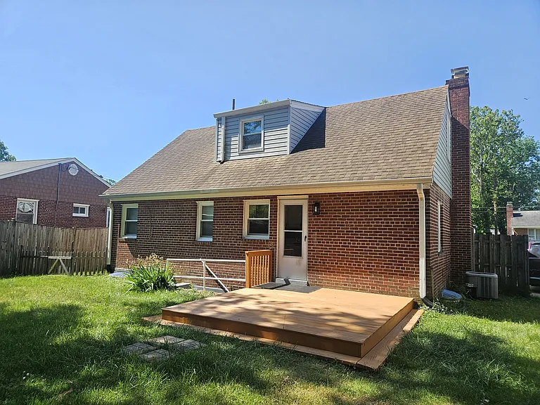 11105 Stillwater Ave — Photo 2