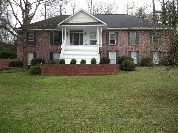 2005 Hidden Valley Dr, Columbus, MS 39701