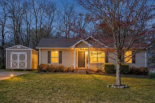 573 Somerset Ln Photo 1