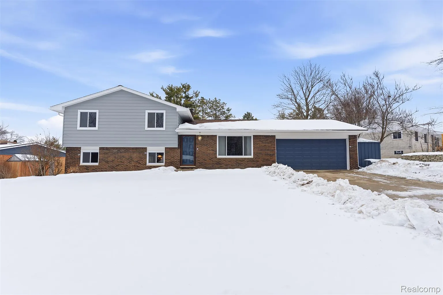 724 W Oxhill Dr photo 1