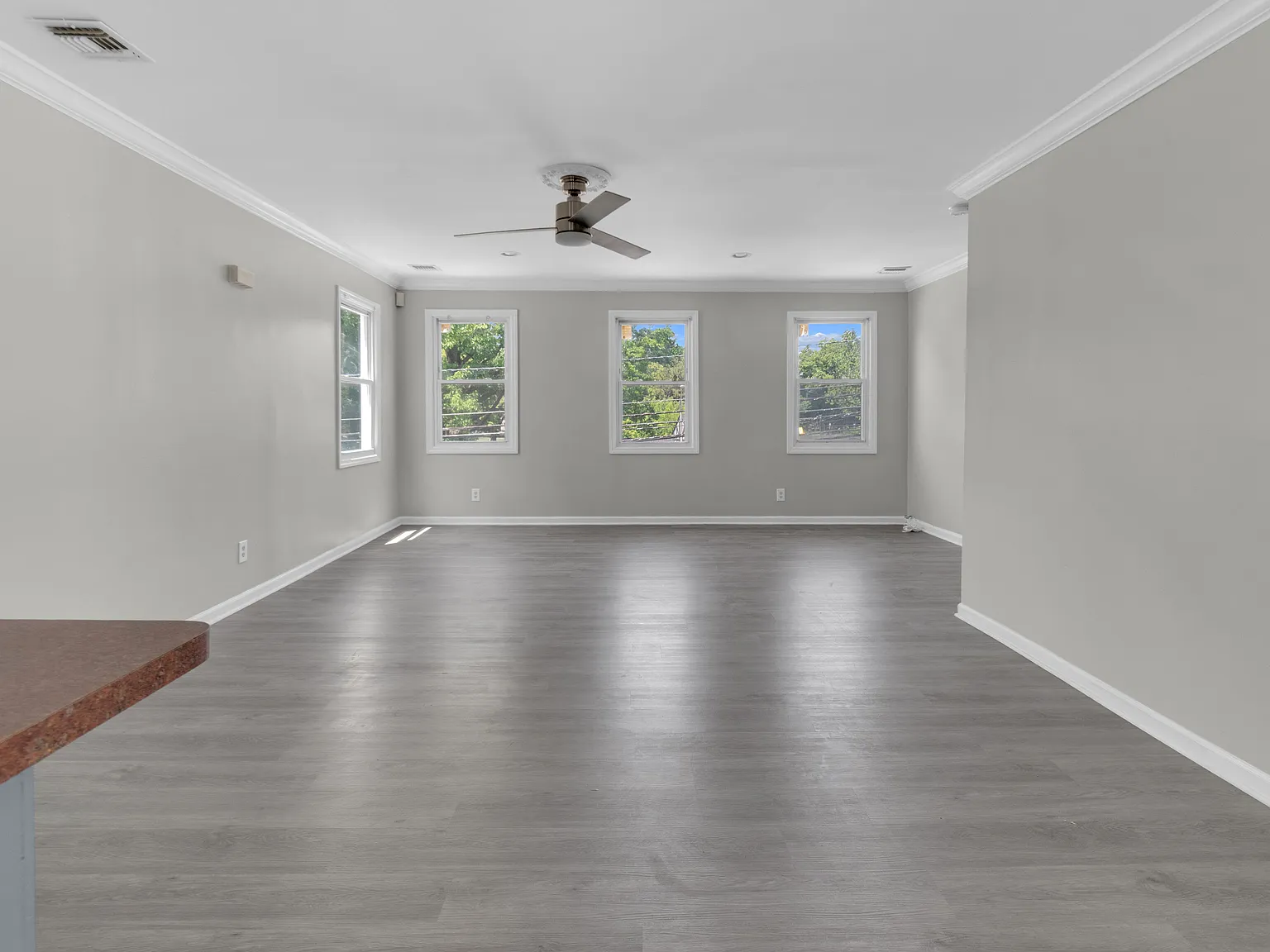 3 bed, $2,650 — Photo 4