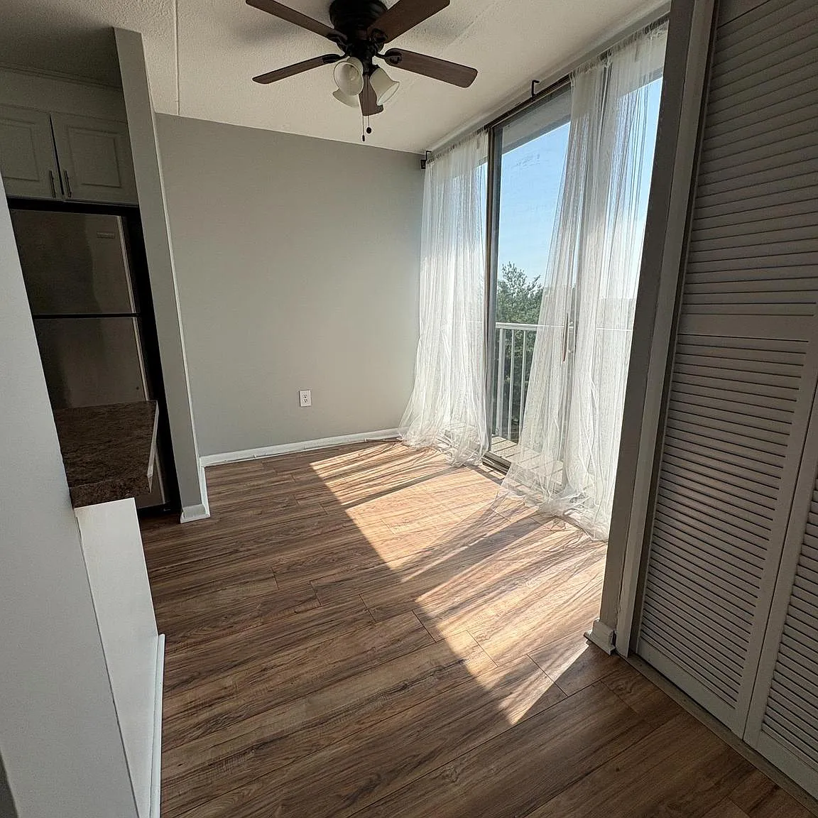 Playa Del Sol "380" Condominium — Photo 3