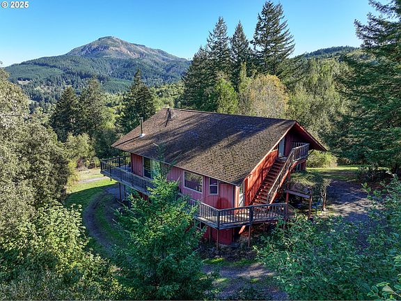 2nd image of 99608 S Bank Chetco Rd