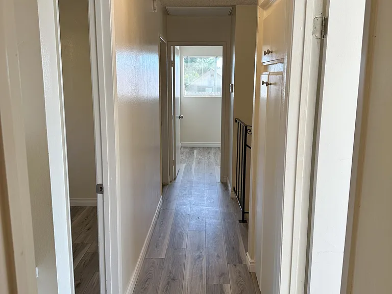 13103 Sundance Ave — Photo 27
