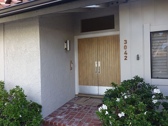 2nd image of 3042 Nicada Dr