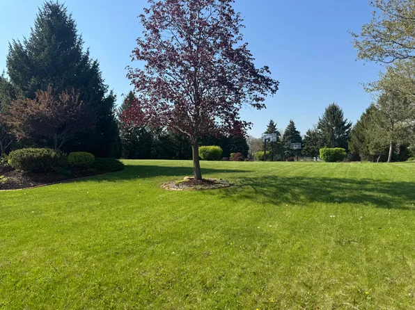 5810 E 106th Ct, Crown Pt, IN 46307