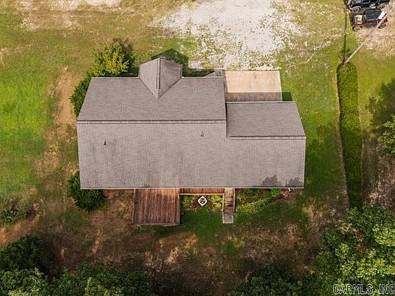 4th image of 268 Phelps Rd