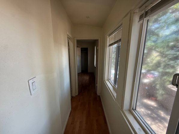 2615 Center Ave #208