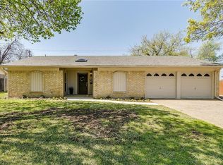 4604 Westlake Dr, Fort Worth, TX 76132