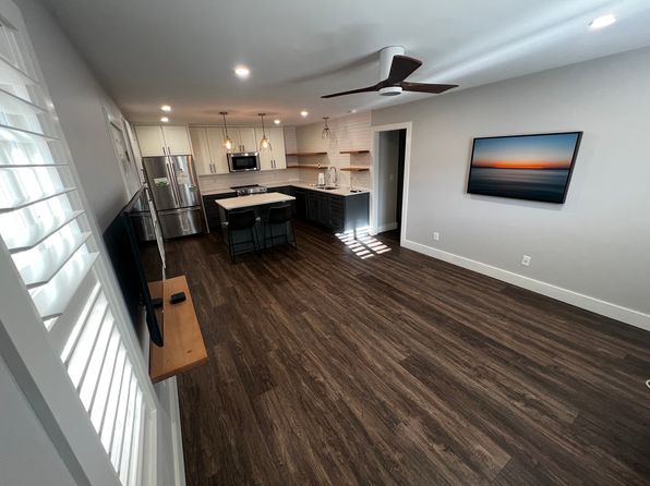 2057 Middle St APT 9