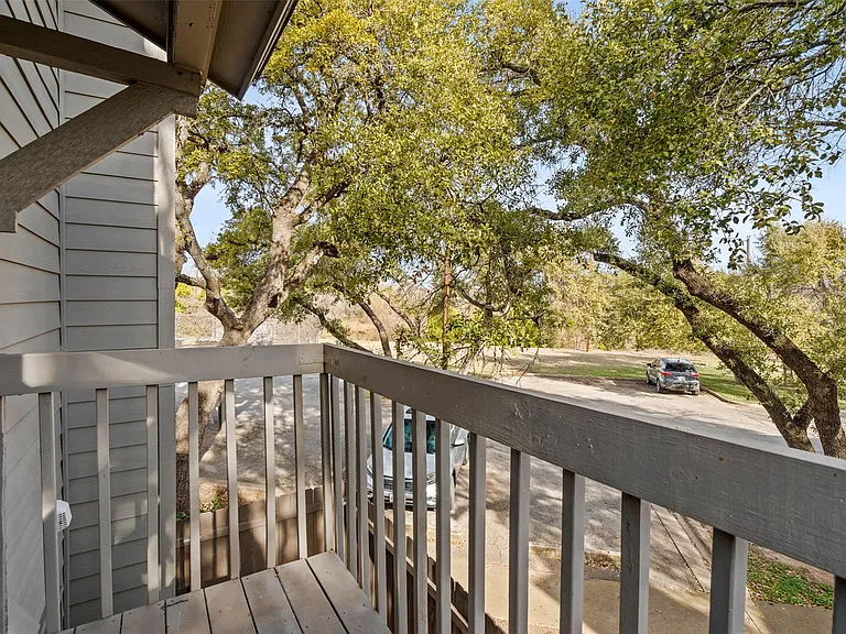 8406 Lyndon Ln #C — Photo 13