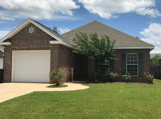 6 Westerly Dr, Hattiesburg, MS 39402