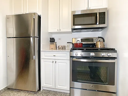 Rented by Corcoran | media 17