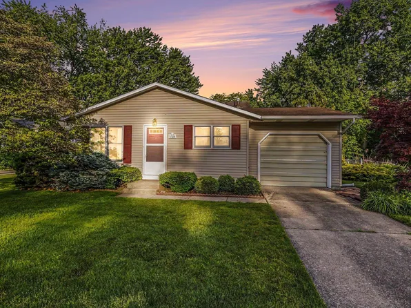 1345 Providence Ct, Mishawaka, IN 46544
